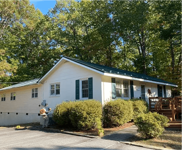 our professional contractor working on a home